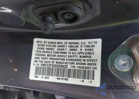2016 Honda Civic Lx z USA, uszkodzony, nr VIN 19XFC2F53GE026433